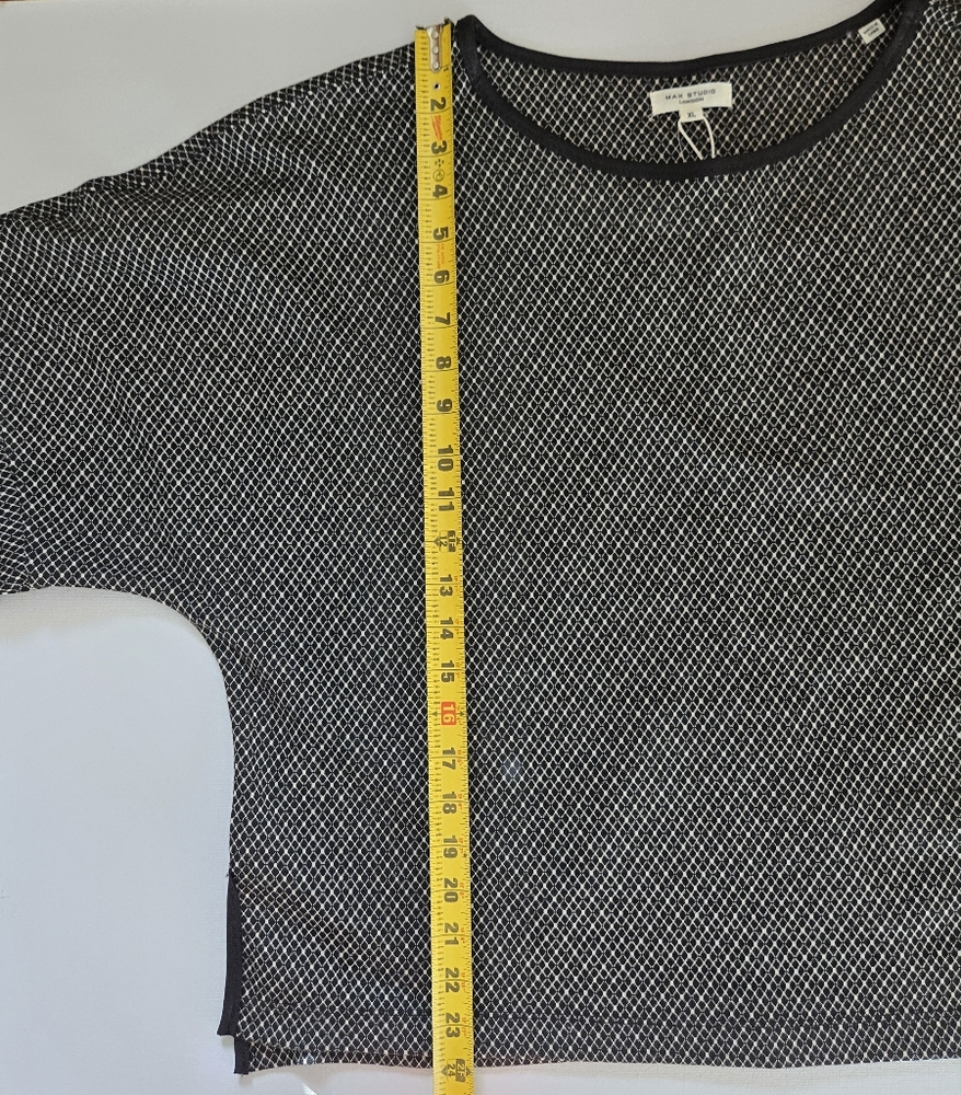 Max Studio Black and White Patterned Knit Blouse SZ XL - Picture 6 of 6